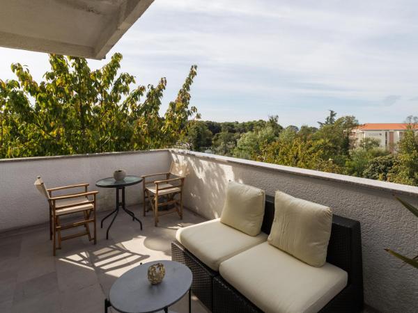 Apartments and rooms Villa Bori : photo 6 de la chambre chambre double deluxe avec balcon - vue sur mer