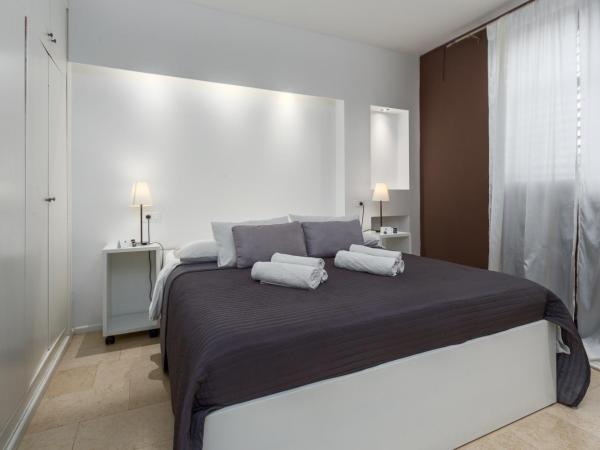 Apartments and rooms Villa Bori : photo 1 de la chambre suite avec balcon