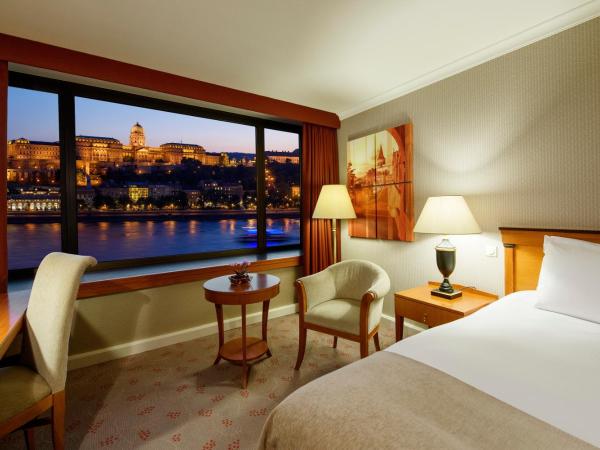 InterContinental Budapest, an IHG Hotel : photo 6 de la chambre chambre lit queen-size classique - vue sur fleuve
