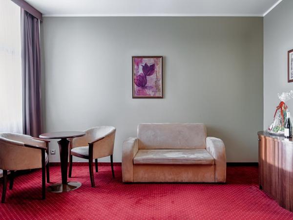 Grand Royal Hotel : photo 2 de la chambre suite junior