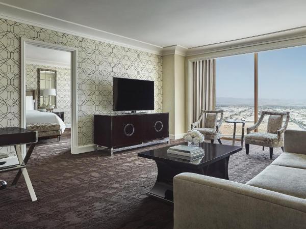 Four Seasons Hotel Las Vegas : photo 5 de la chambre suite exécutive avec vue sur le stade
