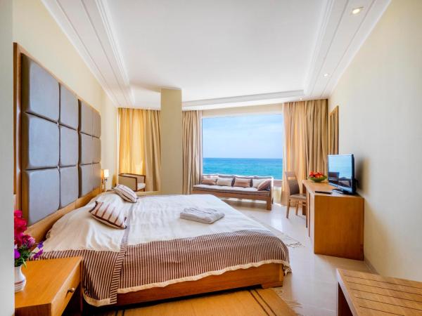 Hotel Bel Azur Thalasso & Bungalows : photo 3 de la chambre chambre triple - vue sur mer
