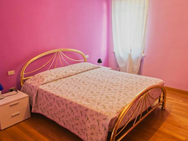 B&B Casa a colori : photo 1 de la chambre suite familiale