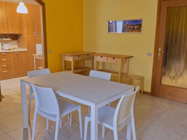 B&B Casa a colori : photo 4 de la chambre suite familiale