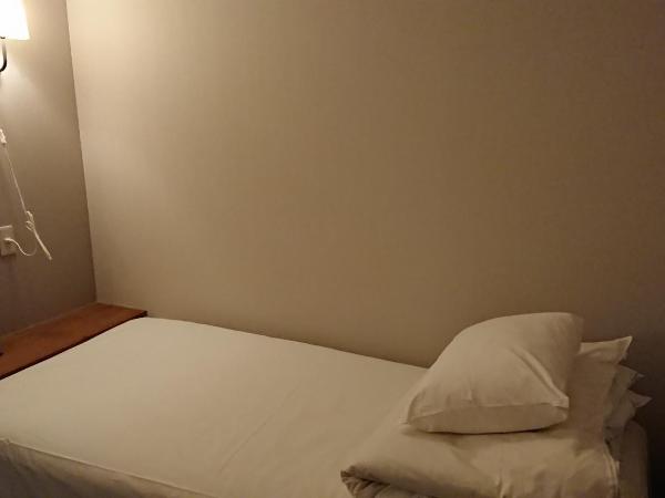 Guest House Yadomaru : photo 4 de la chambre chambre lits jumeaux