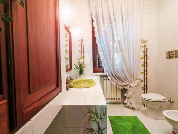 Vitti's Home Verona : photo 4 de la chambre chambre deluxe double ou lits jumeaux