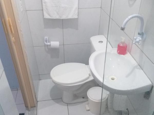 Pousada Aconchego de Mãe : photo 9 de la chambre chambre simple avec salle de bains privative