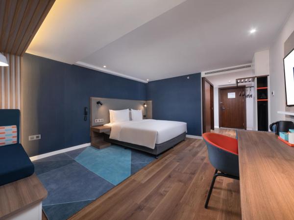 Holiday Inn Express Ningbo City Center, an IHG Hotel : photo 1 de la chambre chambre lit king-size standard - accessible aux personnes à mobilité réduite