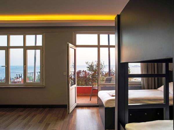 Cheers Lighthouse : photo 2 de la chambre lit dans dortoir mixte de 8 lits