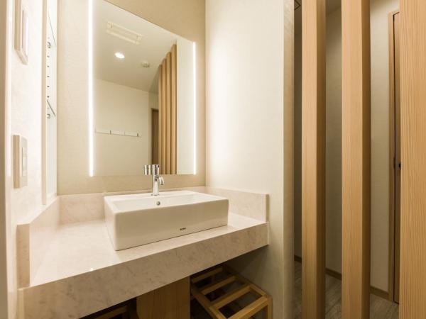 IAM HOTEL : photo 6 de la chambre  chambre familiale supérieure