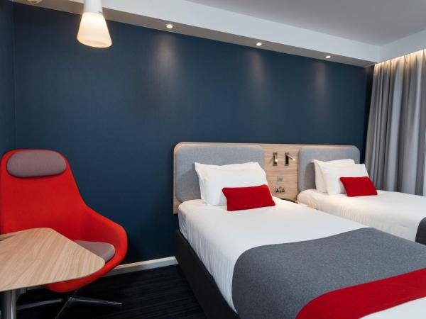 Holiday Inn Express London-Hammersmith, an IHG Hotel : photo 3 de la chambre chambre lits jumeaux standard