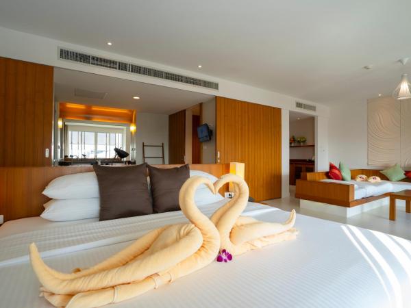 G Hua Hin Resort & Mall : photo 3 de la chambre suite familiale avec bain à remous
