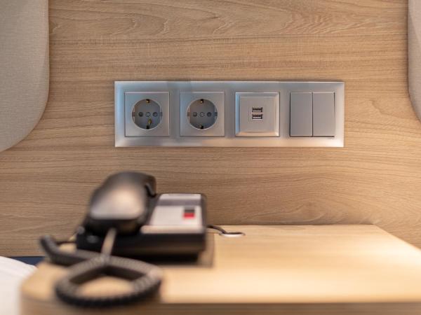 Holiday Inn Express Porto City Centre, an IHG Hotel : photo 7 de la chambre chambre double standard