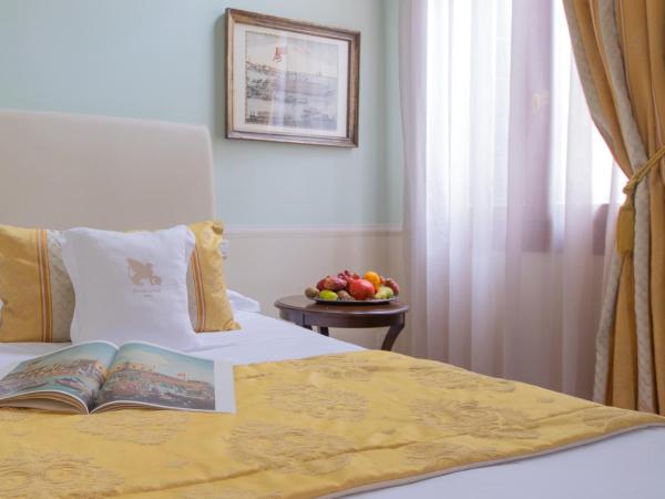Hotel Palazzo Vitturi : photo 8 de la chambre chambre triple