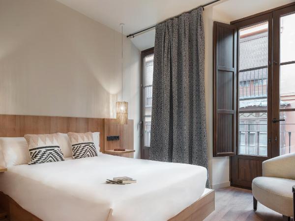 Toc Hostel Granada : photo 3 de la chambre chambre double avec salle de bains privative