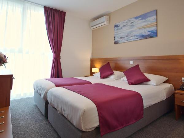 Hotel Komodor : photo 4 de la chambre chambre double/lits jumeaux standard - annexe