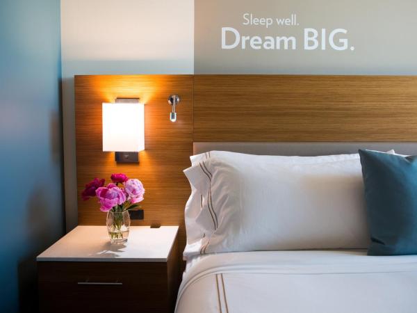 EVEN Hotel Seattle Downtown - Lake Union, an IHG Hotel : photo 5 de la chambre suite 1 chambre lit king-size