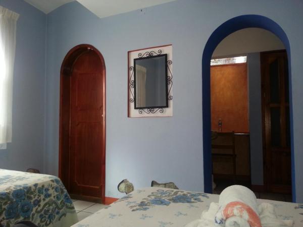 Hotel Casa Arnel : photo 4 de la chambre chambre triple