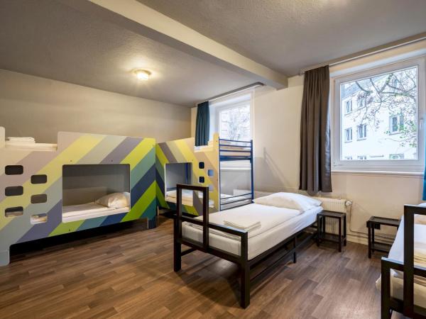 a&o Hamburg Reeperbahn : photo 2 de la chambre lit simple dans dortoir à 6 lits