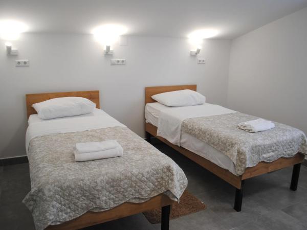 Hotel Fala : photo 6 de la chambre chambre lits jumeaux