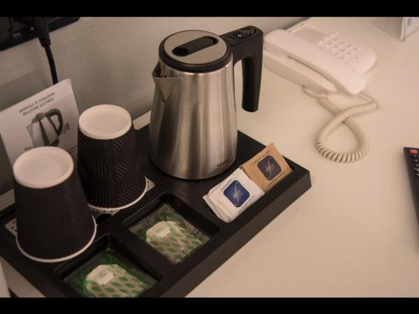 Hotel Fontana Verona : photo 3 de la chambre chambre double ou lits jumeaux avec lit d'appoint