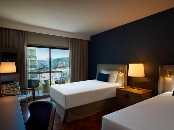 Fairmont Rio de Janeiro Copacabana : photo 6 de la chambre chambre lits jumeaux de luxe avec vue sur l'océan 