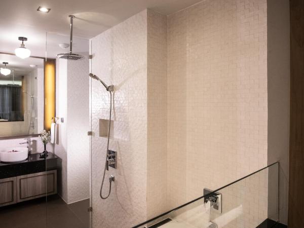 De Chai the Deco Chiang Mai - SHA Plus : photo 4 de la chambre chambre de luxe avec vue sur la piscine