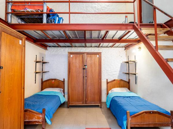 Granados Hostel : photo 1 de la chambre lit simple dans dortoir de 4 lits