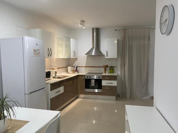 Pensión Cádiz : photo 9 de la chambre appartement 2 chambres avec balcon