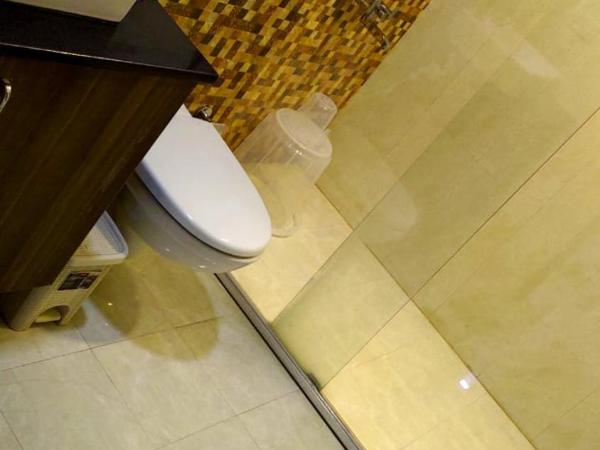 Deluxe AC Room in 3BHK Corporate service Aparment Manyata Tech Park : photo 3 de la chambre chambre lit king-size supérieure