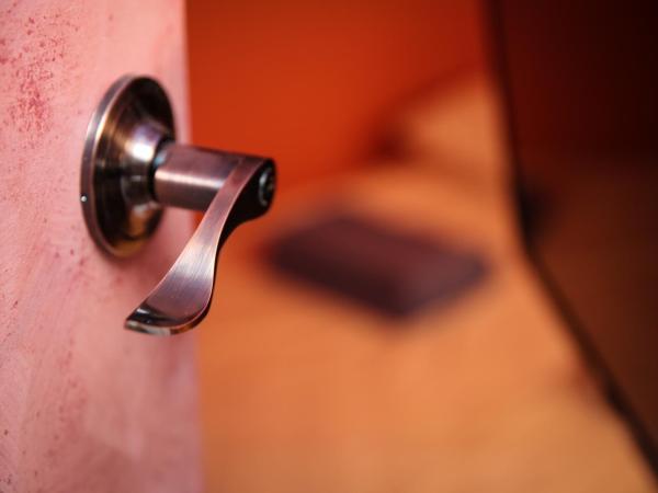 TBS Rest & Go Transit Motel : photo 4 de la chambre chambre double avec salle de bains commune