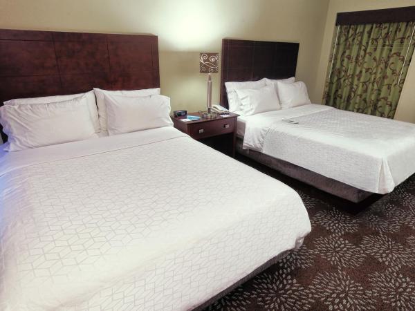 Holiday Inn Express Pittsburgh West - Greentree, an IHG Hotel : photo 4 de la chambre chambre standard avec 2 lits queen-size