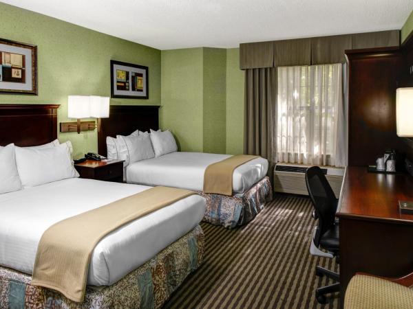 Holiday Inn Express Hotel & Suites Atlanta Buckhead, an IHG Hotel : photo 4 de la chambre chambre double avec 2 lits doubles - accessible aux personnes malentendantes