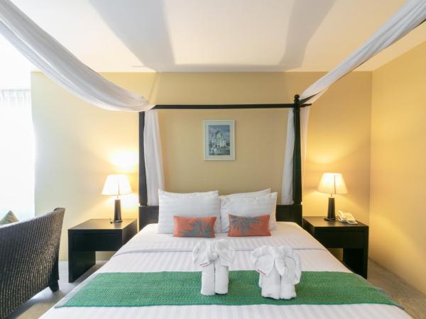 Baan PhuAnda Phuket : photo 2 de la chambre suite junior