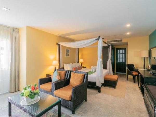 Baan PhuAnda Phuket : photo 1 de la chambre suite junior