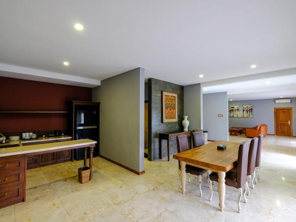 The Westlake Hotel & Resort Yogyakarta : photo 5 de la chambre suite présidentielle