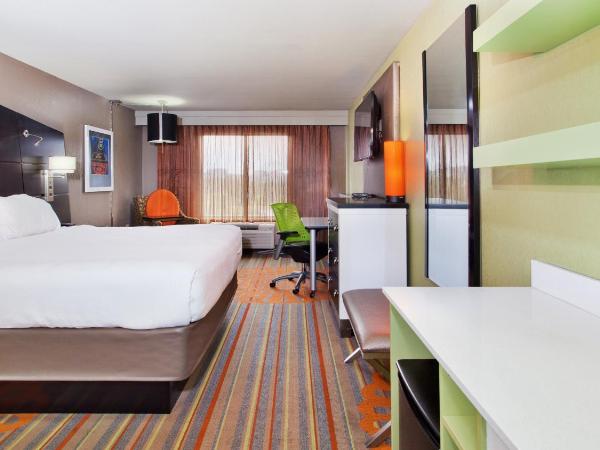 Holiday Inn Express Atlanta Galleria-Ballpark Area, an IHG Hotel : photo 4 de la chambre chambre lit king-size