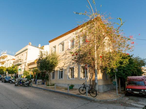 Troon of Athens Apartments : photo 7 de la chambre mercury central - no7