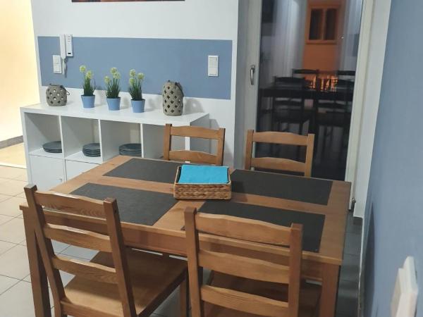 White Pearl Hostel 2 : photo 7 de la chambre chambre simple avec salle de bains commune