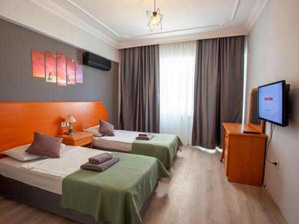 HMA Hotel & Suites : photo 6 de la chambre suite climatisée