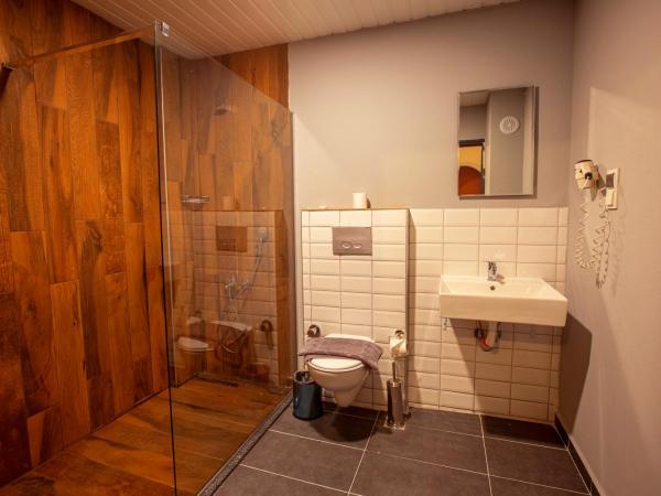 HMA Hotel & Suites : photo 3 de la chambre suite climatisée