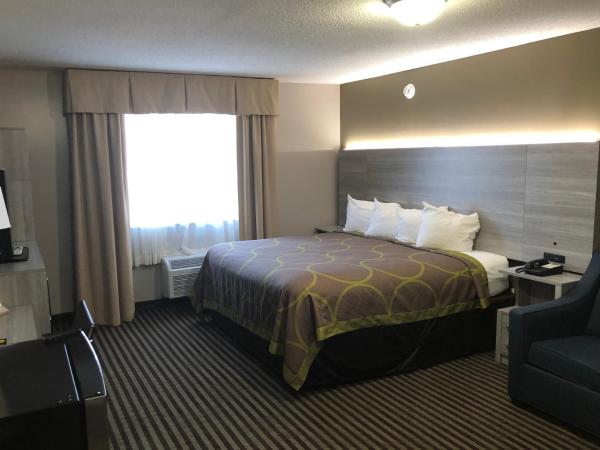 DuPont Suites - Louisville - St. Matthews : photo 1 de la chambre chambre lit queen-size 