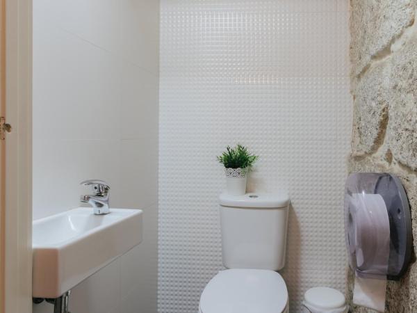 Happy Porto Hostel & Apartments : photo 7 de la chambre lit dans dortoir mixte de 12 lits