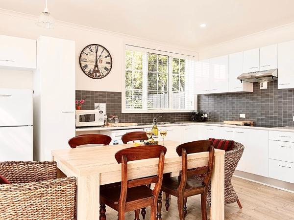 Kurrajong House : photo 4 de la chambre cottage rose - vue sur jardin