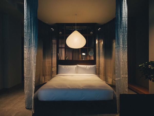 Hotel K5 : photo 8 de la chambre suite junior avec baignoire et mezzanine