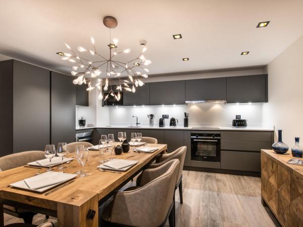 Manali Lodge by Alpine Resorts : photo 2 de la chambre appartement 3 chambres