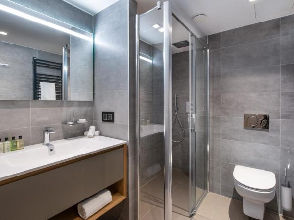 Manali Lodge by Alpine Resorts : photo 8 de la chambre appartement avec vue sur la montagne