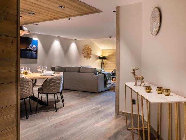 Manali Lodge by Alpine Resorts : photo 3 de la chambre appartement avec balcon