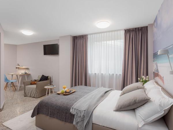 VISIONAPARTMENTS Neustadtstrasse - contactless check-in : photo 2 de la chambre chambre deluxe