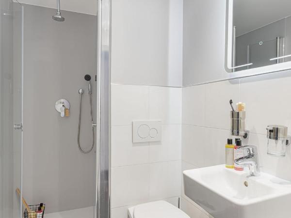 VISIONAPARTMENTS Neustadtstrasse - contactless check-in : photo 9 de la chambre studio